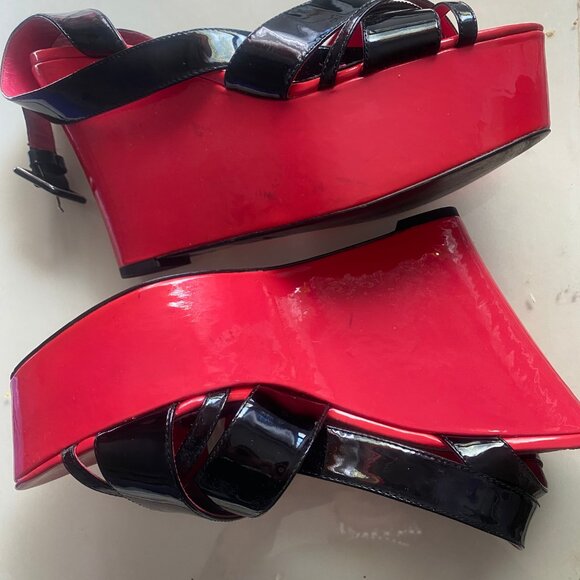 Outrageous Sonya Rykiel for H & M; patent wedgies - Picture 8 of 8